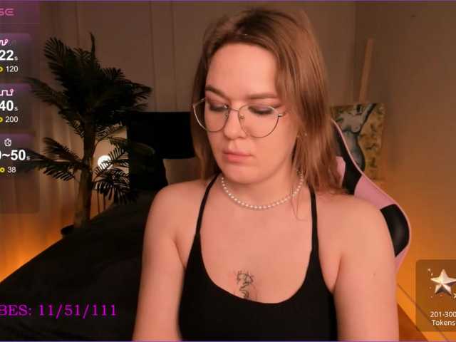 Live sex webcam photo for MirraAmi #277221920