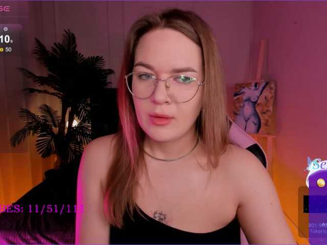 Live sex webcam photo for MirraAmi #277788654