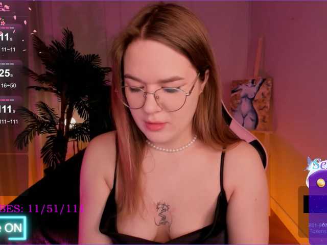 Live sex webcam photo for MirraAmi #277822361