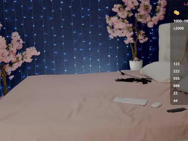Live sex webcam photo for Mirror-Girl #291124128