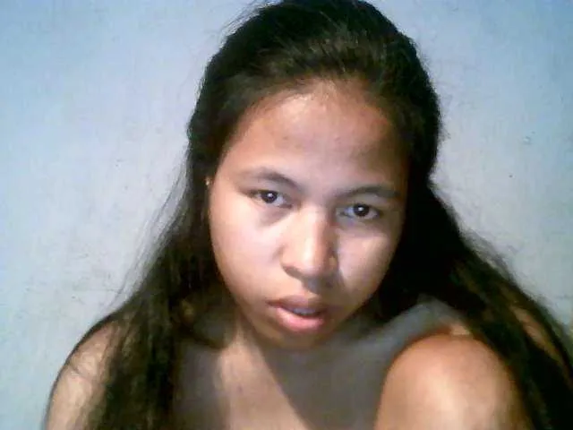 Live sex webcam photo for Miruelle #274245782