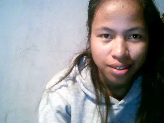 Live sex webcam photo for Miruelle #274350958