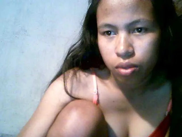 Live sex webcam photo for Miruelle #274401900