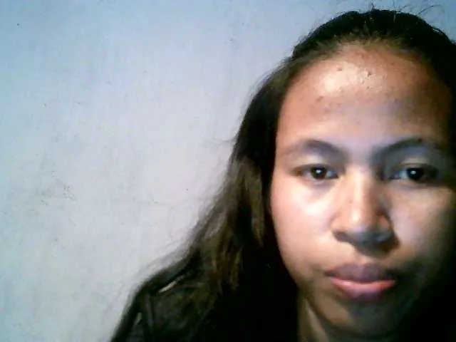 Live sex webcam photo for Miruelle #274404884