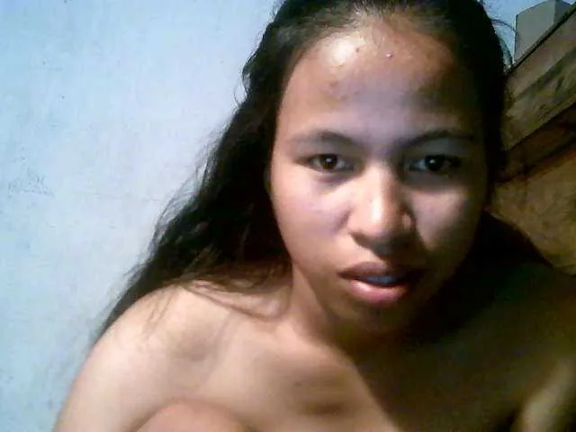 Live sex webcam photo for Miruelle #274410459