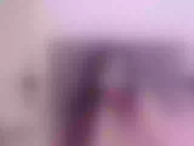 Live sex webcam photo for MiryamInes #290469188