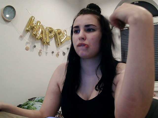 Live sex webcam photo for MisMiaJoy #272207801