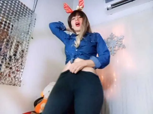 Live sex webcam photo for MisRose #277016592