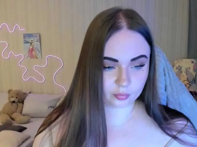 Live sex webcam photo for MishaLips #290721422