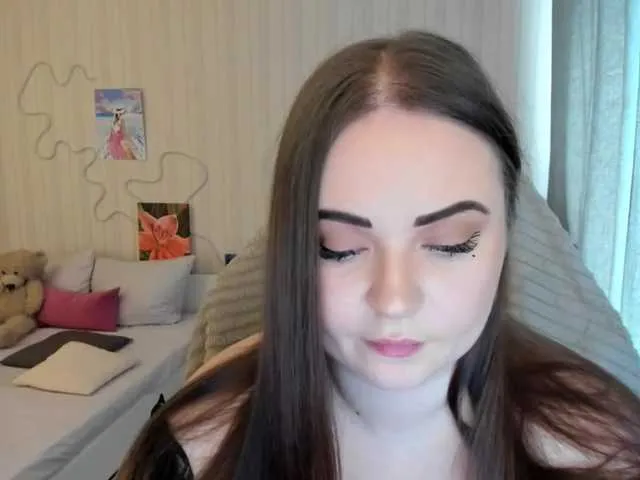Live sex webcam photo for MishaLips #290930511