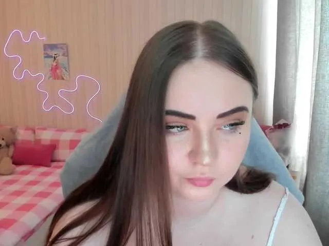 Live sex webcam photo for MishaLips #291013643