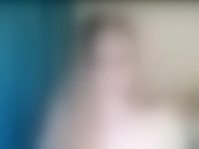 Live sex webcam photo for MishaLips #292670731