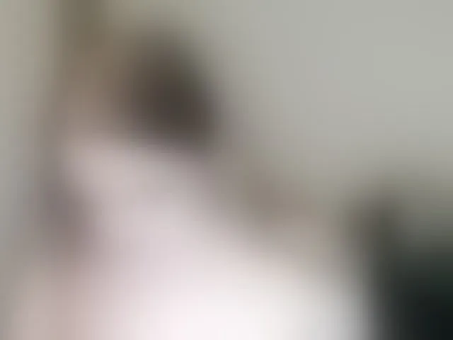 Live sex webcam photo for MishaLips #293552613
