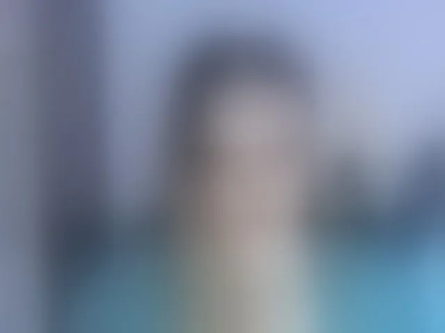 Live sex webcam photo for MishaLips #293844089