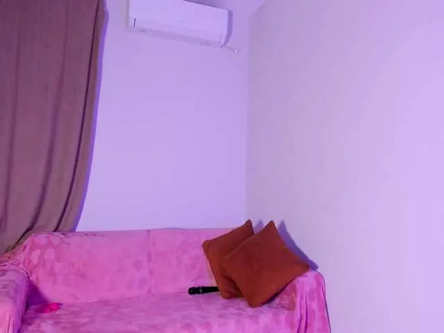 Live sex webcam photo for Mishel-Blessing #290251182
