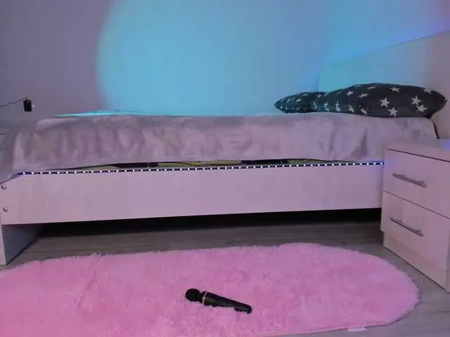 Live sex webcam photo for Mishel-Blessing #290550044