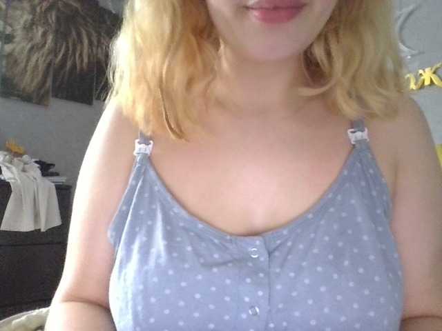 Live sex webcam photo for Misitisi #277407440