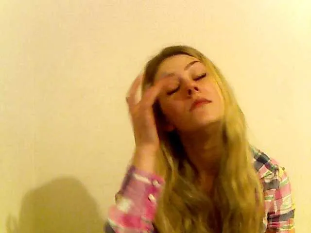 Live sex webcam photo for Miss-BB #273129770