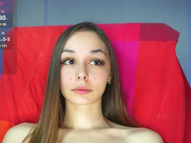 Live sex webcam photo for Miss-Bia #290592848