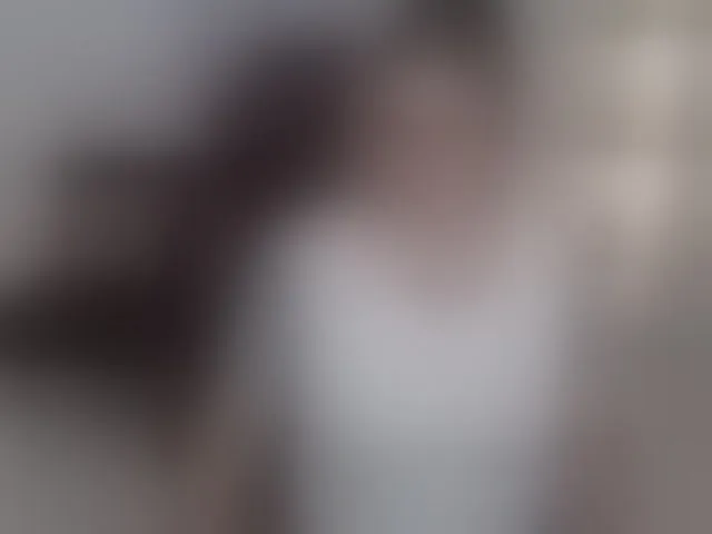 Live sex webcam photo for Miss-Diva1 #293015435