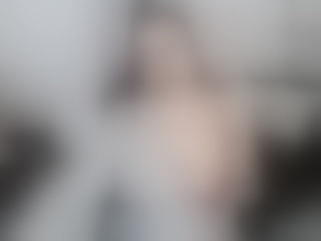 Live sex webcam photo for Miss-Diva1 #293905620