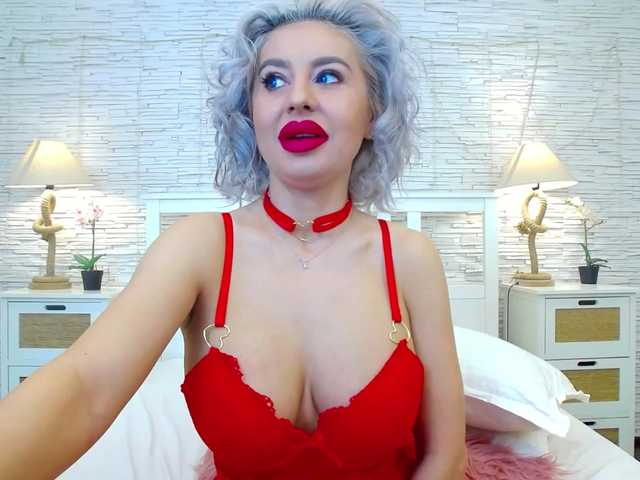 Live sex webcam photo for Miss-Kora #273404528