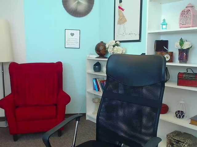 Live sex webcam photo for Miss-Kora #275842513