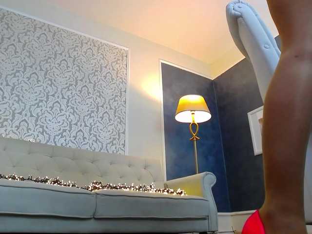 Live sex webcam photo for Miss-Kora #277970204