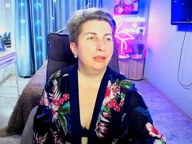 Live sex webcam photo for Miss-Mi-Mi #276709575