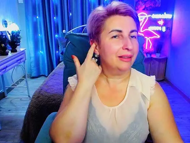 Live sex webcam photo for Miss-Mi-Mi #276808957