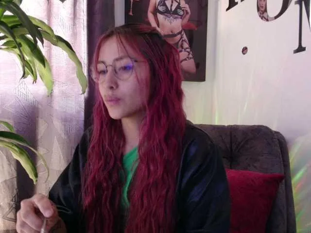 Live sex webcam photo for Miss-Thomson #277278137