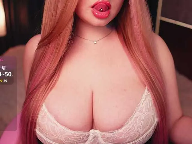 Live sex webcam photo for Miss-Tress #292083825
