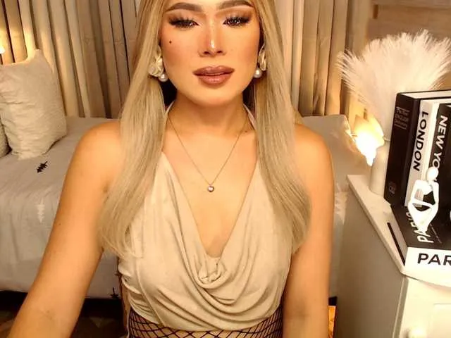 Live sex webcam photo for Miss-avacroft #291827099