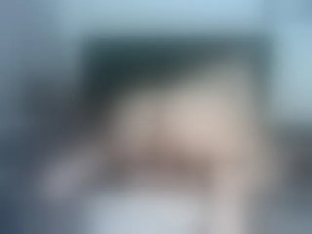 Live sex webcam photo for Miss-dulcee #292735711