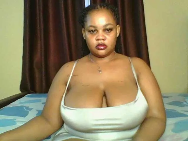 Live sex webcam photo for Miss-tanya01 #277976751