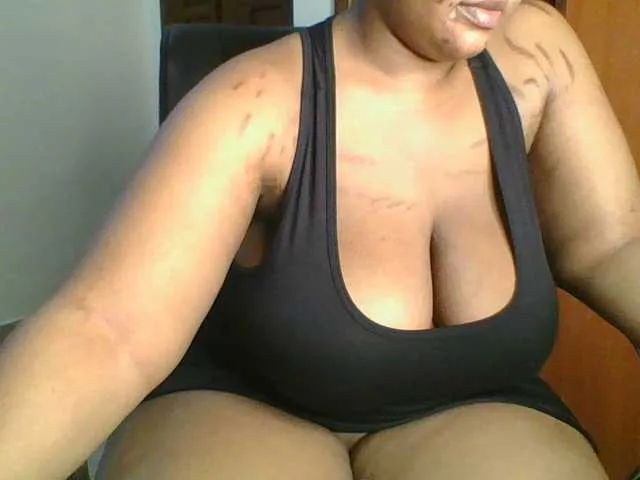 Live sex webcam photo for Miss-tanya01 #291118864