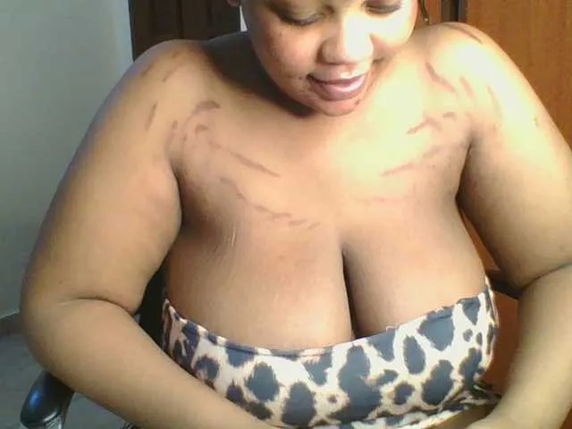 Live sex webcam photo for Miss-tanya01 #291131086