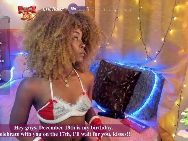 Live sex webcam photo for Miss-west #276926684