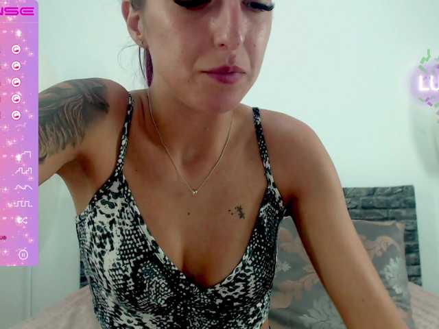 Live sex webcam photo for MissAlice20 #275992013