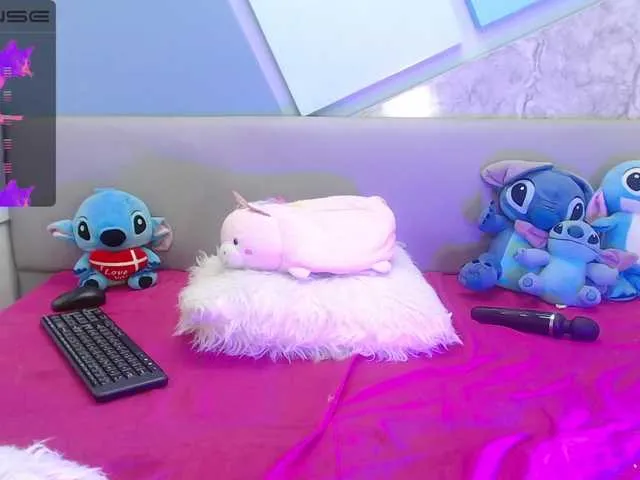 Live sex webcam photo for MissBellee #274132000