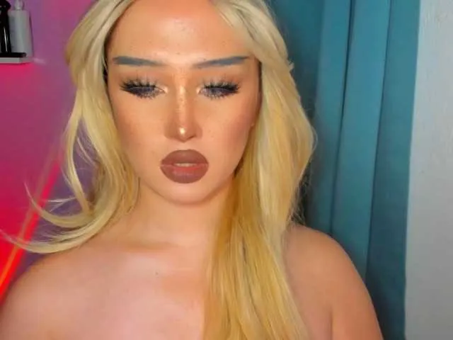 Live sex webcam photo for MissBellex #277628837