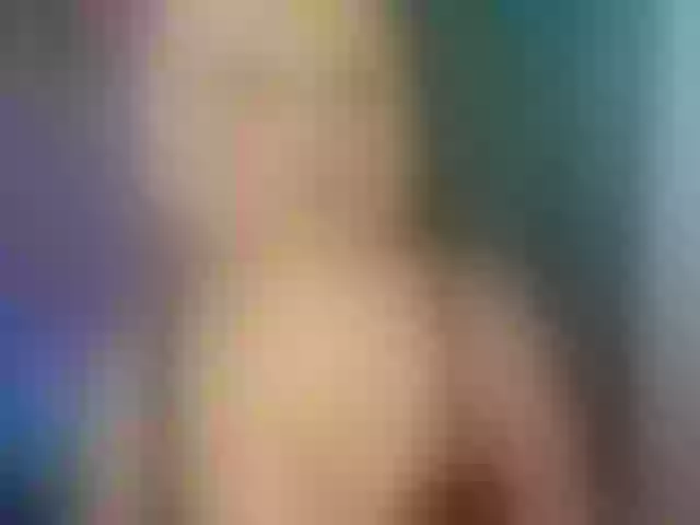 Live sex webcam photo for MissBellex #277670698