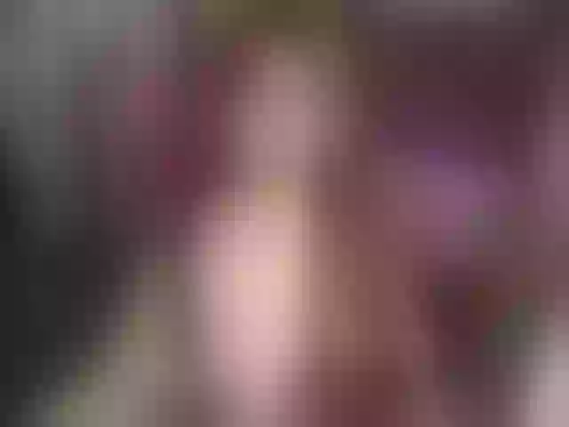Live sex webcam photo for MissBellex #278026192