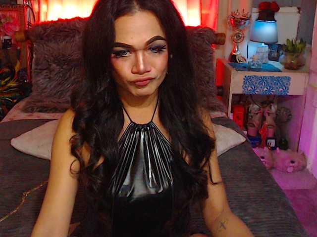 Live sex webcam photo for MissCrystalStoner #281065326