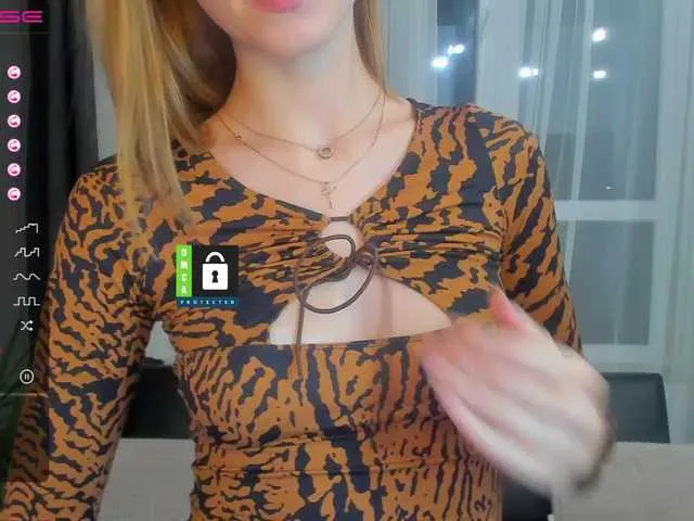 Live sex webcam photo for MissFentasy1 #271999912
