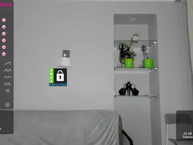 Live sex webcam photo for MissFentasy1 #273319694