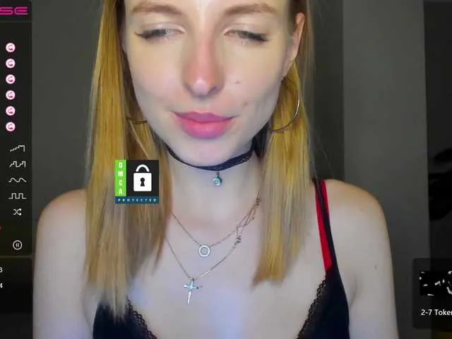 Live sex webcam photo for MissFentasy1 #273704942