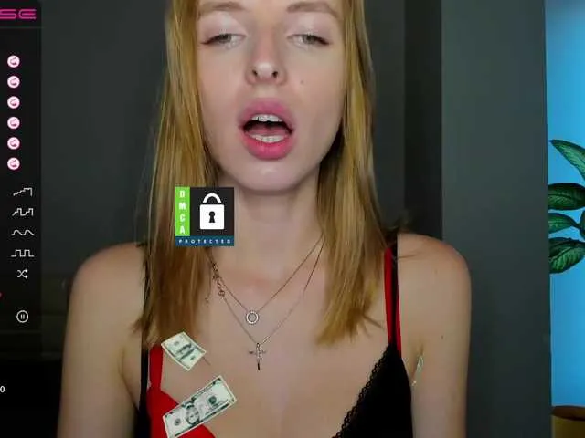 Live sex webcam photo for MissFentasy1 #273825741