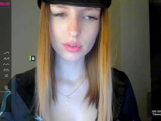 Live sex webcam photo for MissFentasy1 #274263468