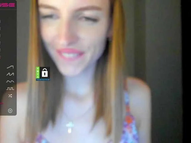Live sex webcam photo for MissFentasy1 #274293361